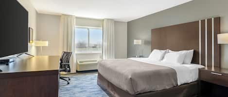 Suite, 1 King Bed with Sofa bed, Non Smoking | In-room safe, desk, iron/ironing board, free cribs/infant beds