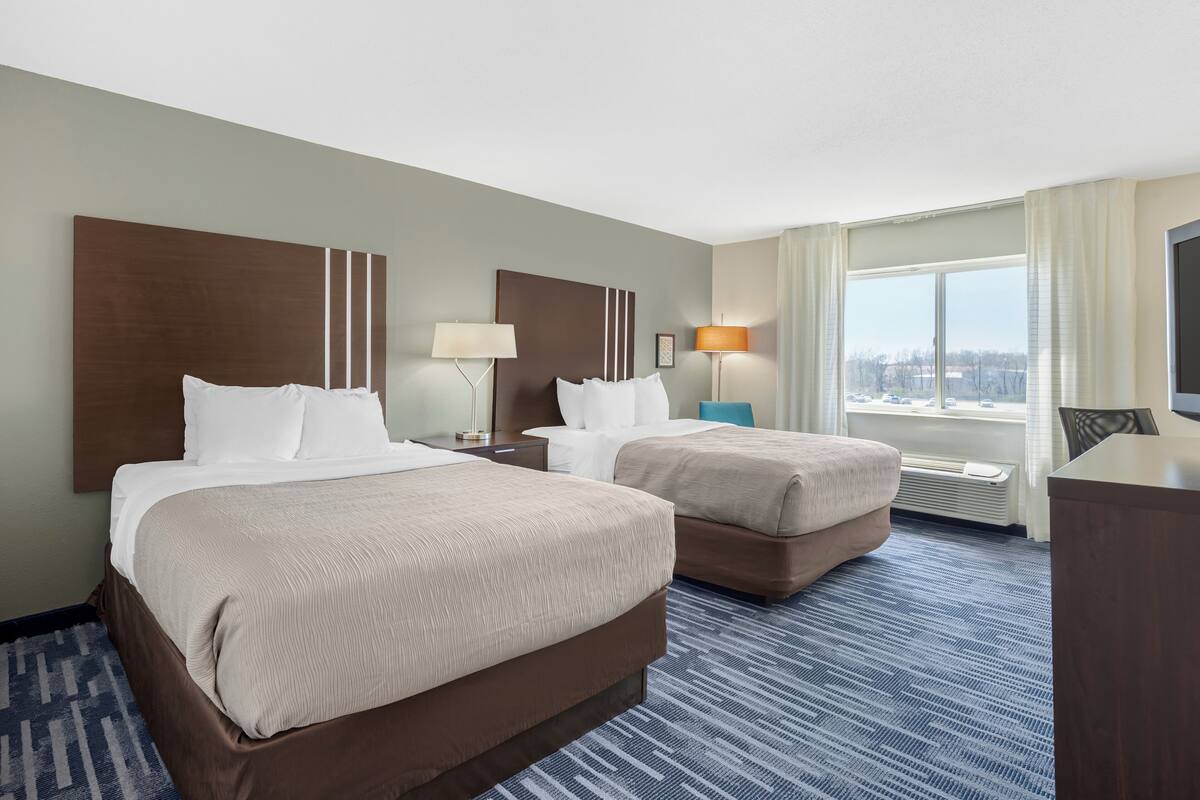 in-room safe, desk, iron/ironing board, free cots/infant beds