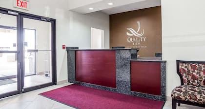 Quality Inn & Suites Altoona - Des Moines