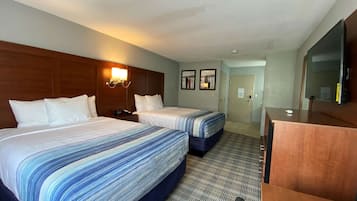 Individueel gedecoreerd, individueel gemeubileerd, een bureau