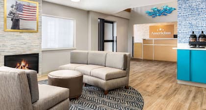 AmericInn by Wyndham Williamsburg