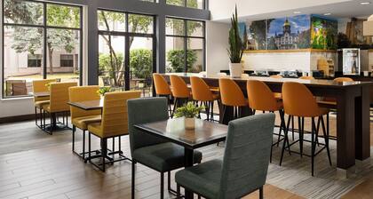 Larkspur Landing South Bend