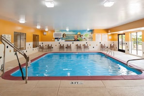 Indoor pool, pool loungers