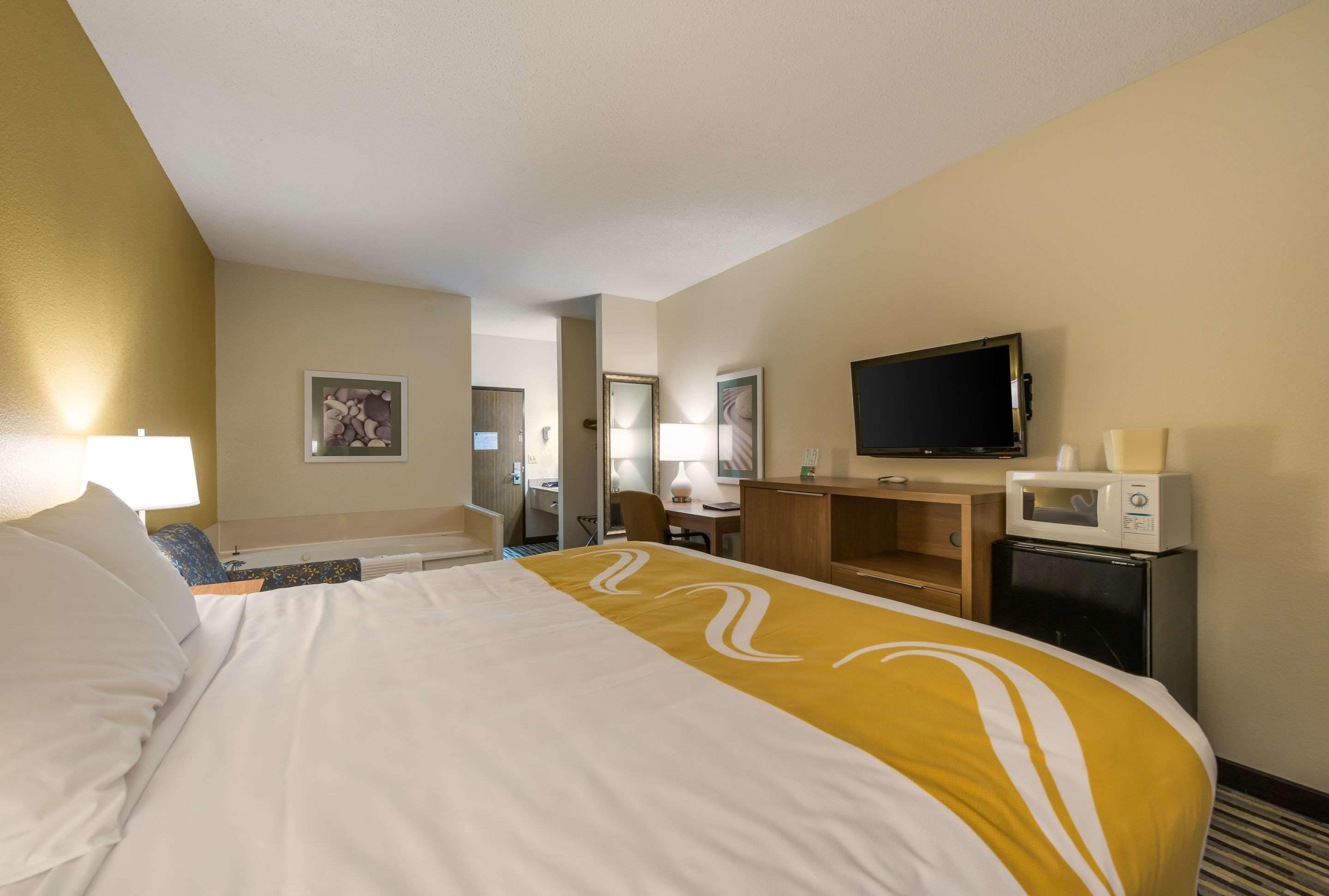 Photo - Quality Inn Michigan City South