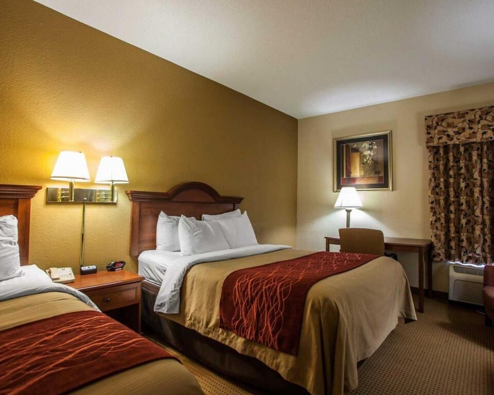 高档床上用品、办公桌、遮光窗帘、熨斗/熨衣板