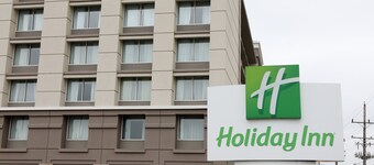 Holiday Inn Chicago-Oakbrook by IHG