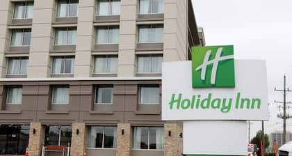 Holiday Inn Chicago-Oakbrook by IHG