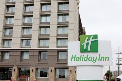 Holiday Inn Chicago-Oakbrook by IHG