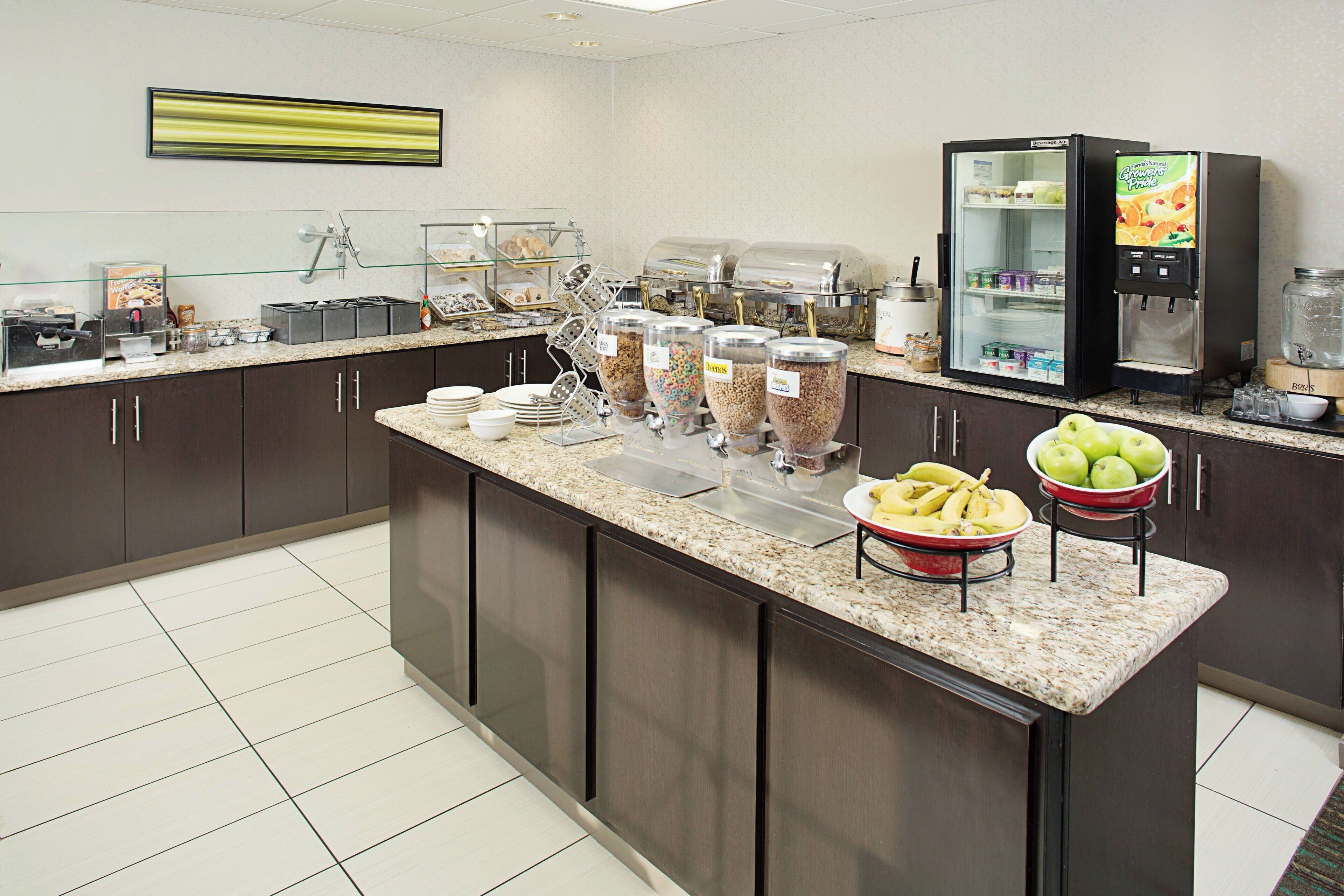 free buffet breakfast