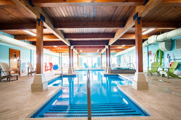 Indoor pool, pool loungers