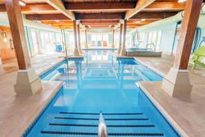 Indoor pool, pool loungers
