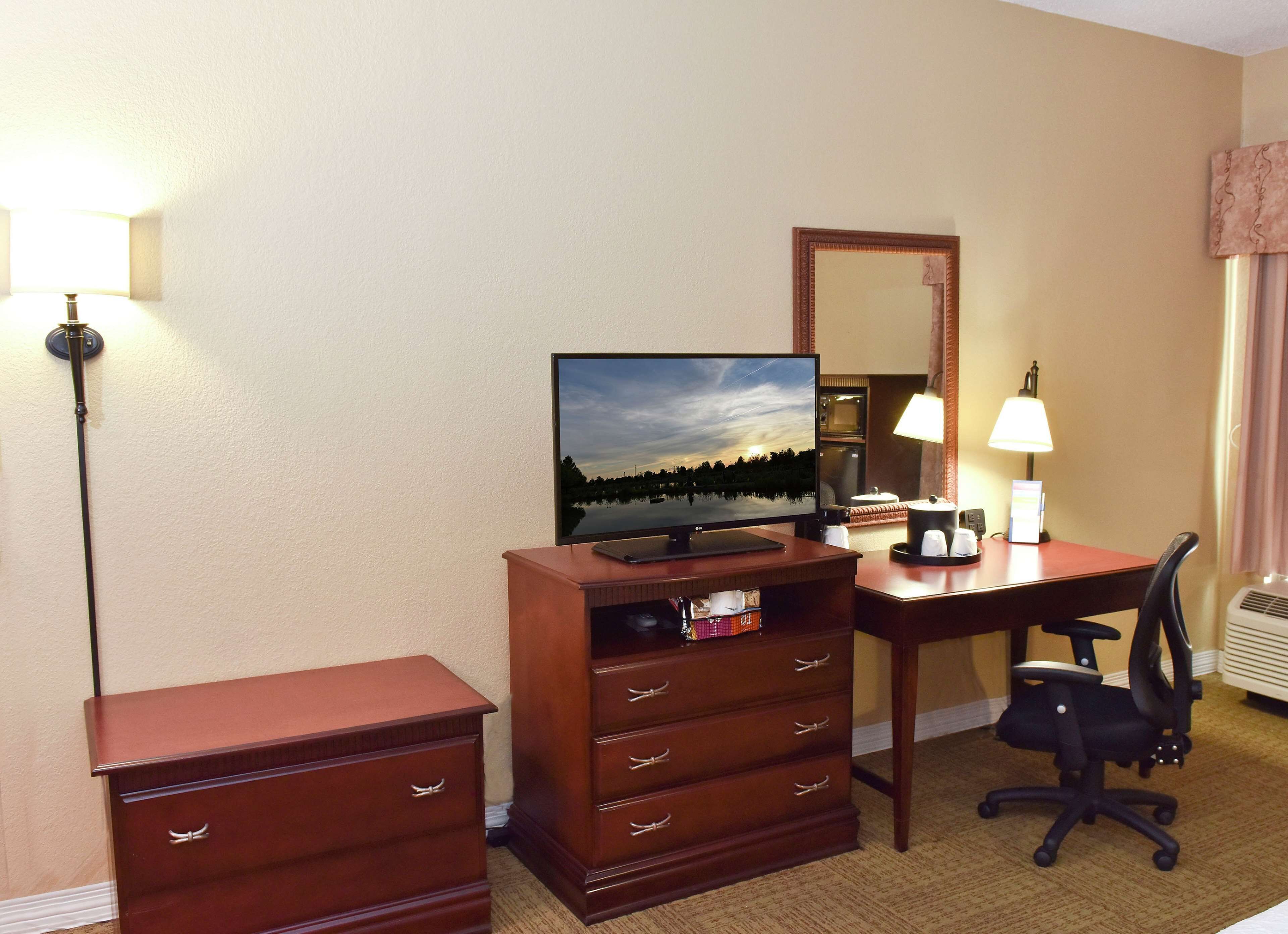 room, 1 king bed, accessible | frette italian sheets, premium bedding, memory-foam beds, in-room safe