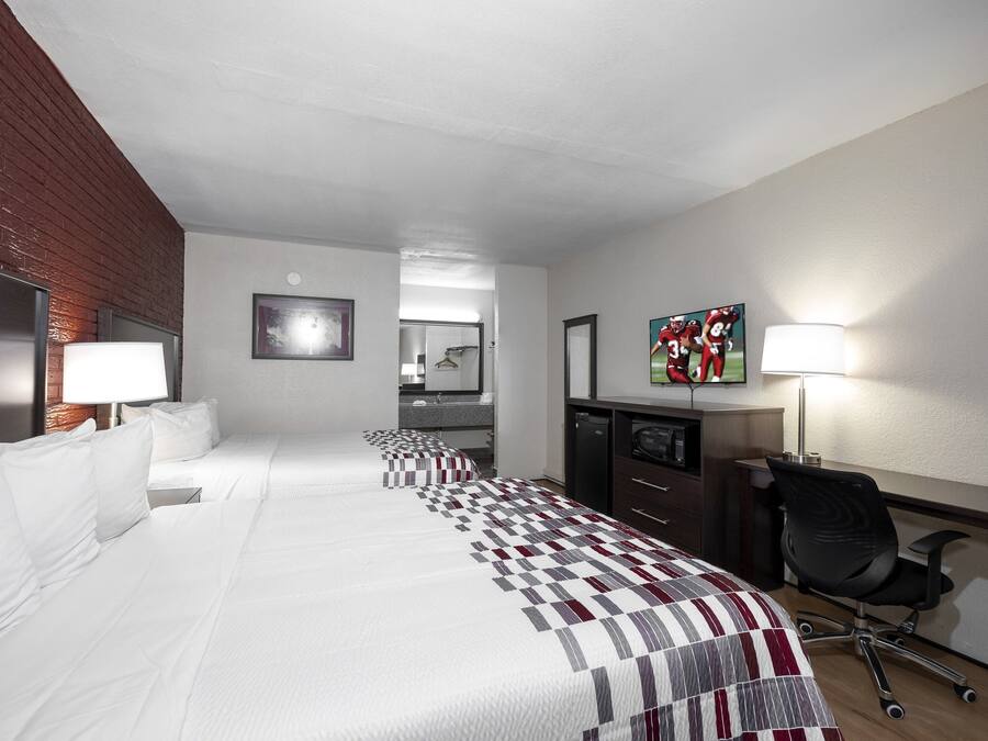 Free WiFi, bed sheets, alarm clocks