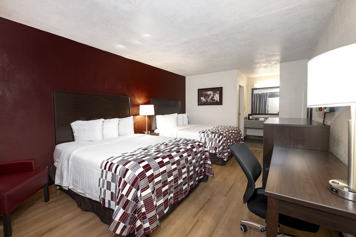 WiFi (free), alarm clocks, bed sheets