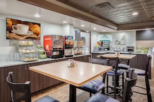 Desayuno continental incluido todos los días
