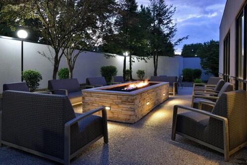 Courtyard by Marriott Detroit Utica