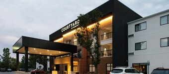 Courtyard by Marriott Detroit Utica