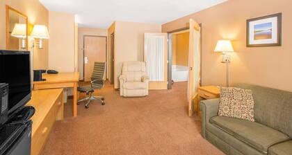 Days Inn by Wyndham Worthington