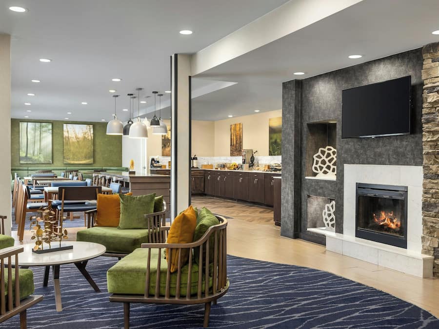 Dagelijks continentaal ontbijt inbegrepen