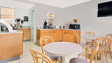 Desayuno para llevar incluido todos los días