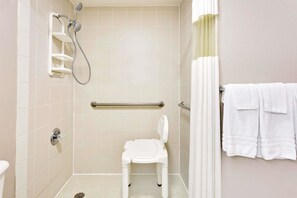 Room, 1 King Bed, Accessible, Non Smoking (Ground Floor) | Bathroom shower