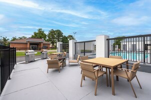 Área de parrillas y picnic