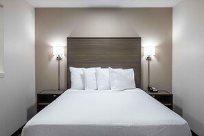 Desk, iron/ironing board, free WiFi, bed sheets