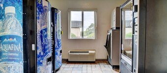 Motel 6 Warwick, RI - Providence Airport - I-95