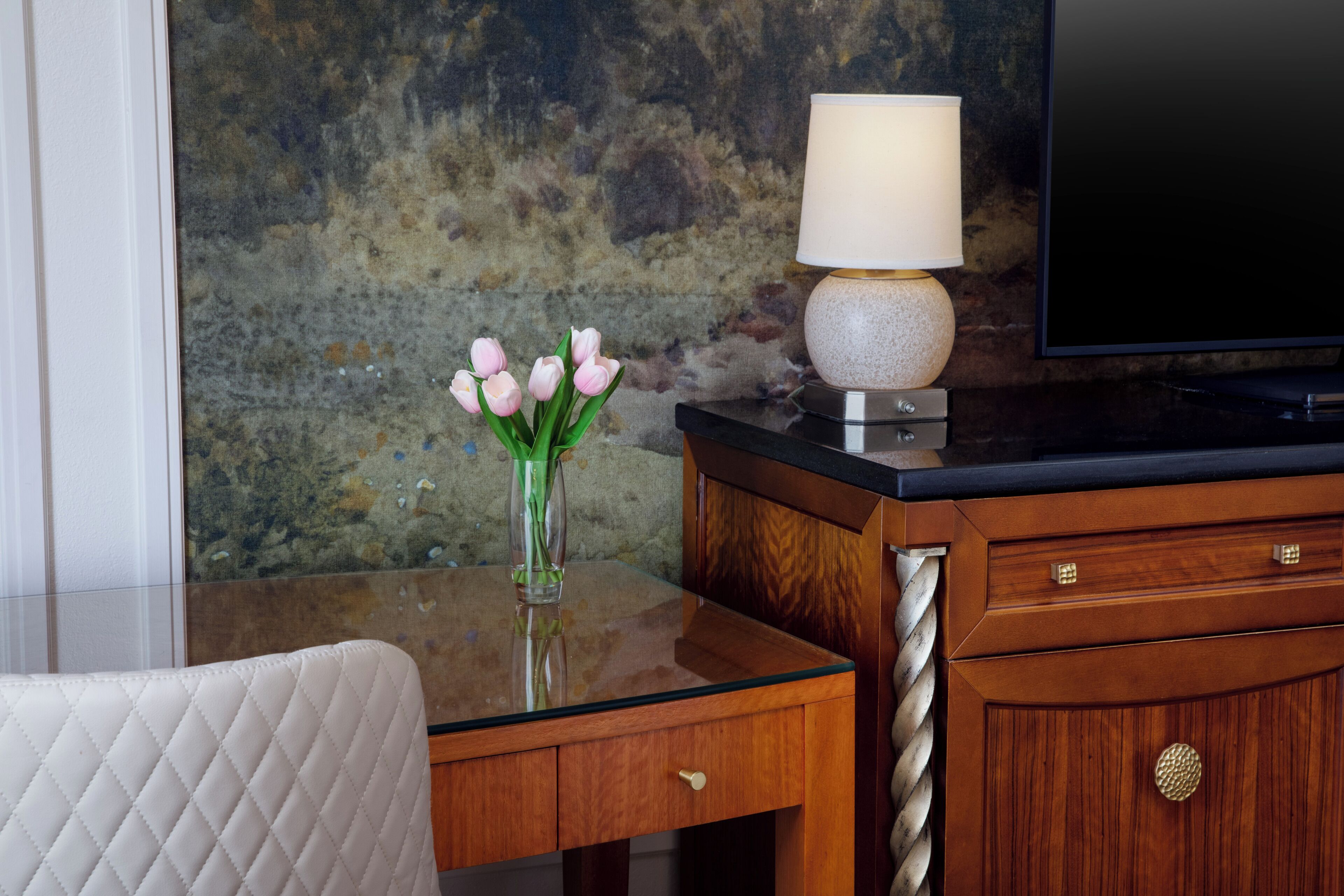 1 bedroom, desk, laptop workspace, blackout curtains