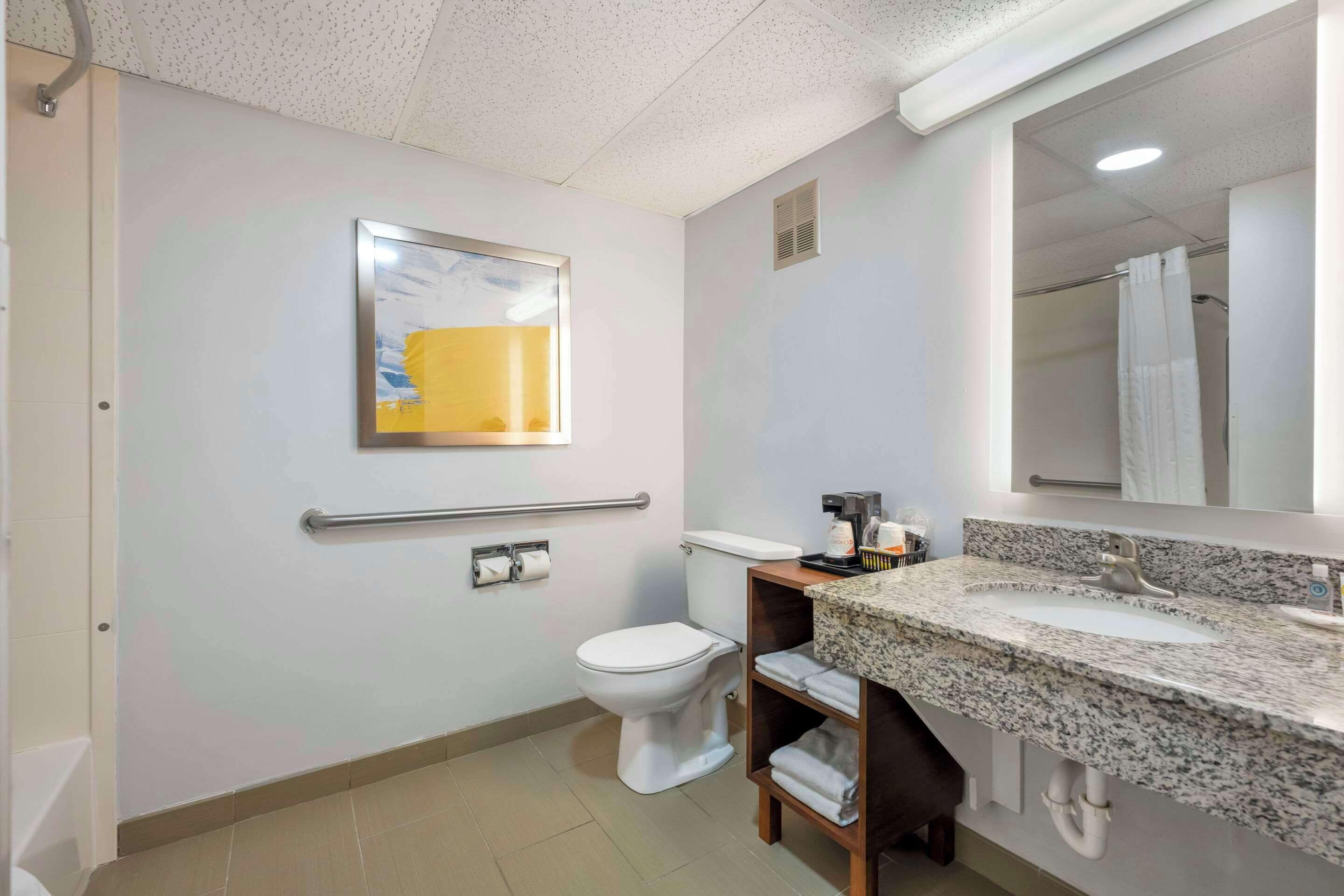 room, 1 queen bed, accessible, non smoking | premium bedding, desk, blackout curtains, iron/ironing board