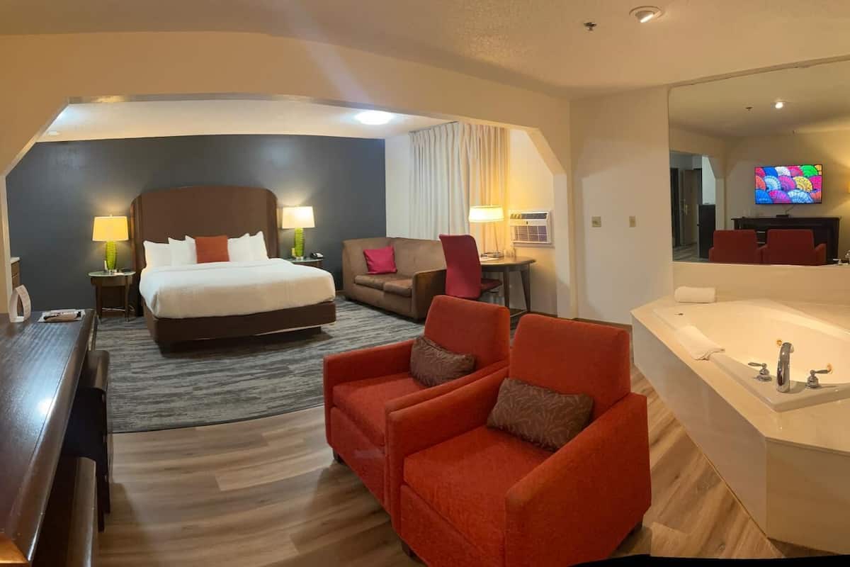 Jetted Tub Room, 1 King Bed, Non Smoking | Egyptian cotton sheets, premium bedding, down comforters, pillowtop beds