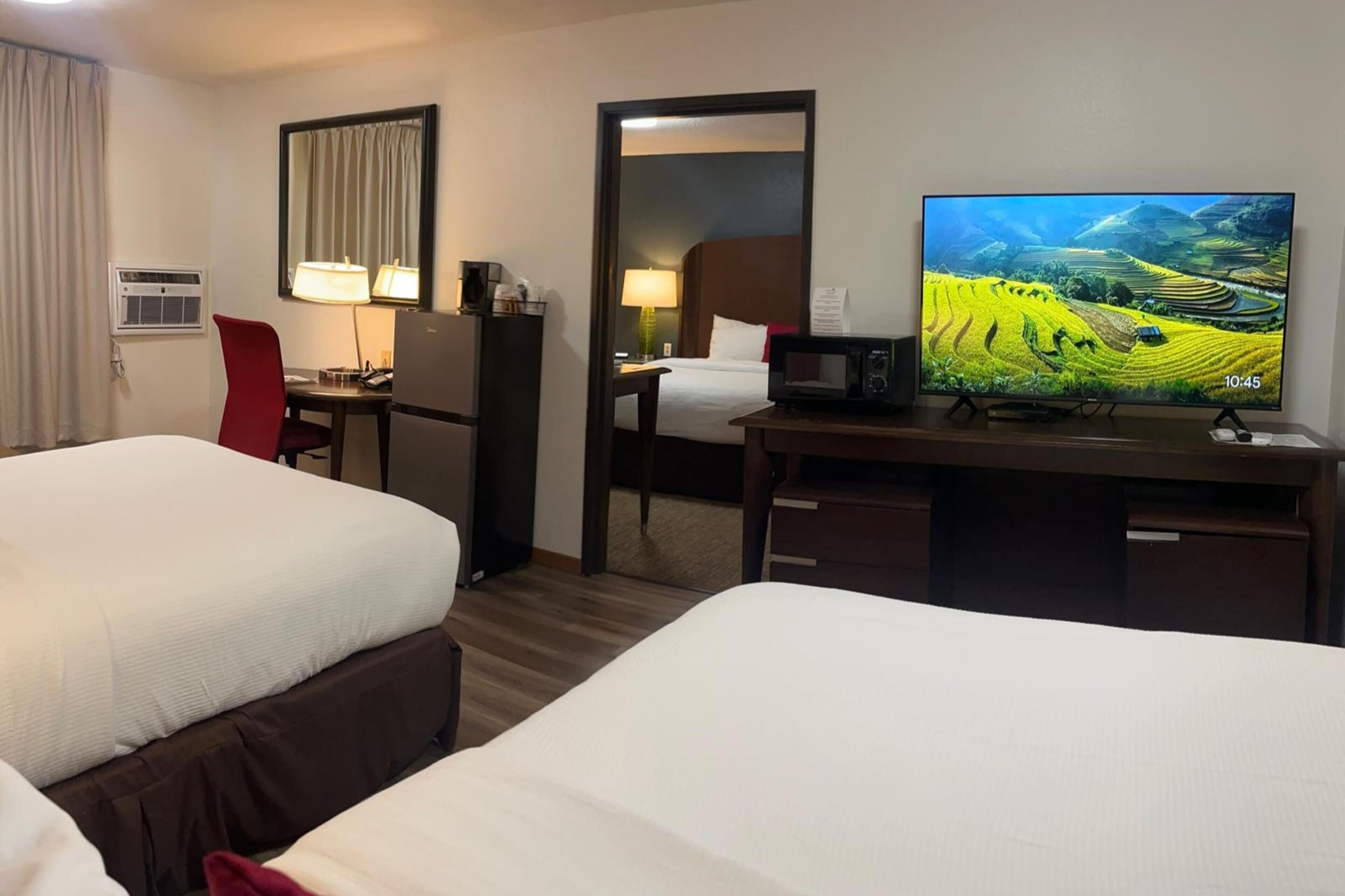 Egyptian cotton sheets, premium bedding, down comforters, pillowtop beds