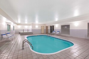 Piscine intérieure