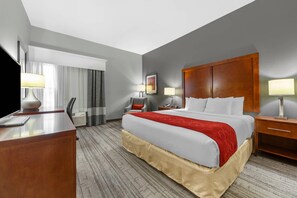 Room, 1 King Bed, Accessible, Non Smoking | Premium bedding, desk, blackout drapes, iron/ironing board - Comfort Inn Kearney I-80 (Kearney)