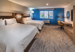 Standard Room, 2 Queen Beds - Holiday Inn Express Winnemucca by IHG (Winnemucca)