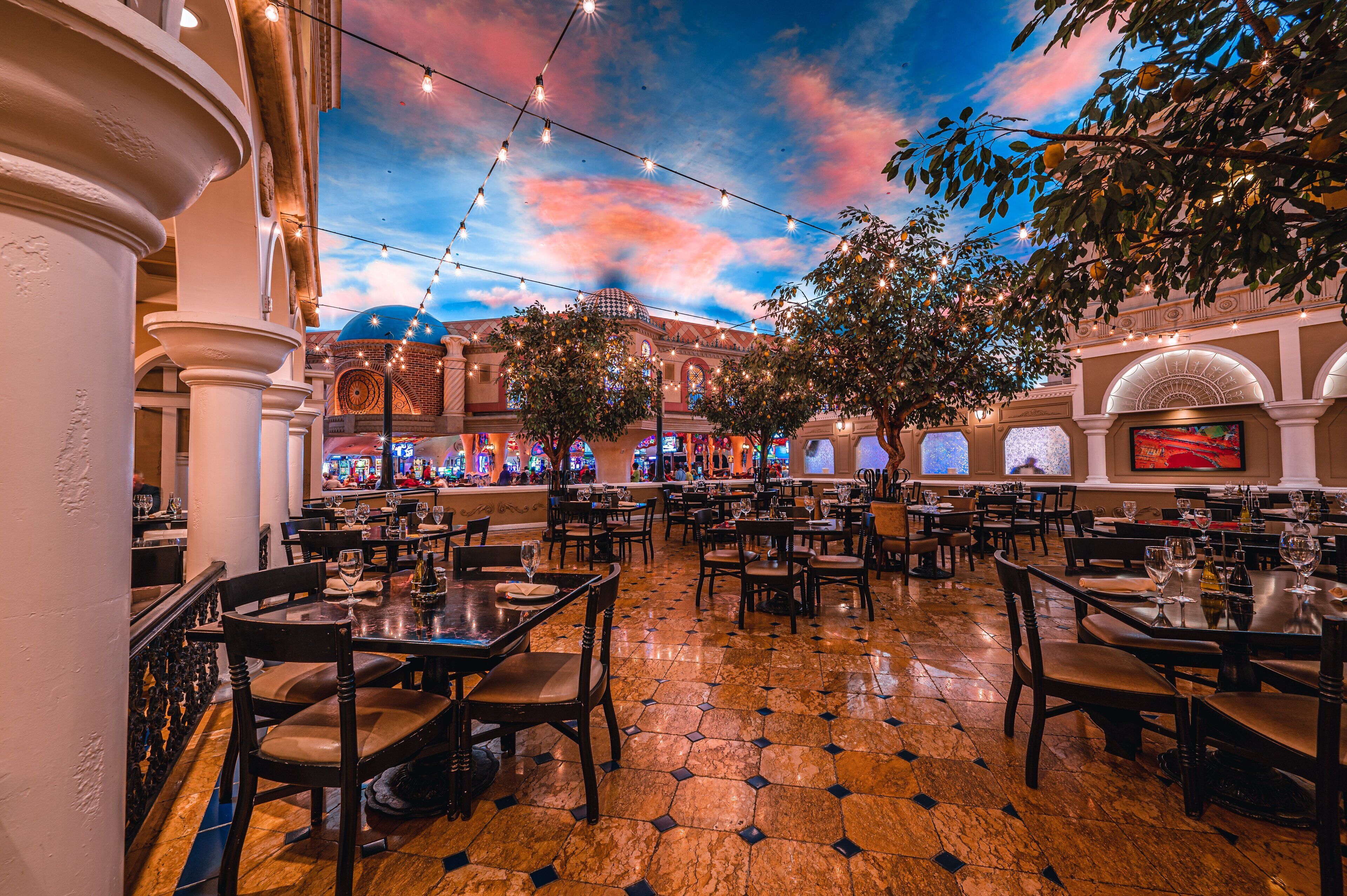 10 restaurants, breakfast, lunch, dinner served; american cuisine