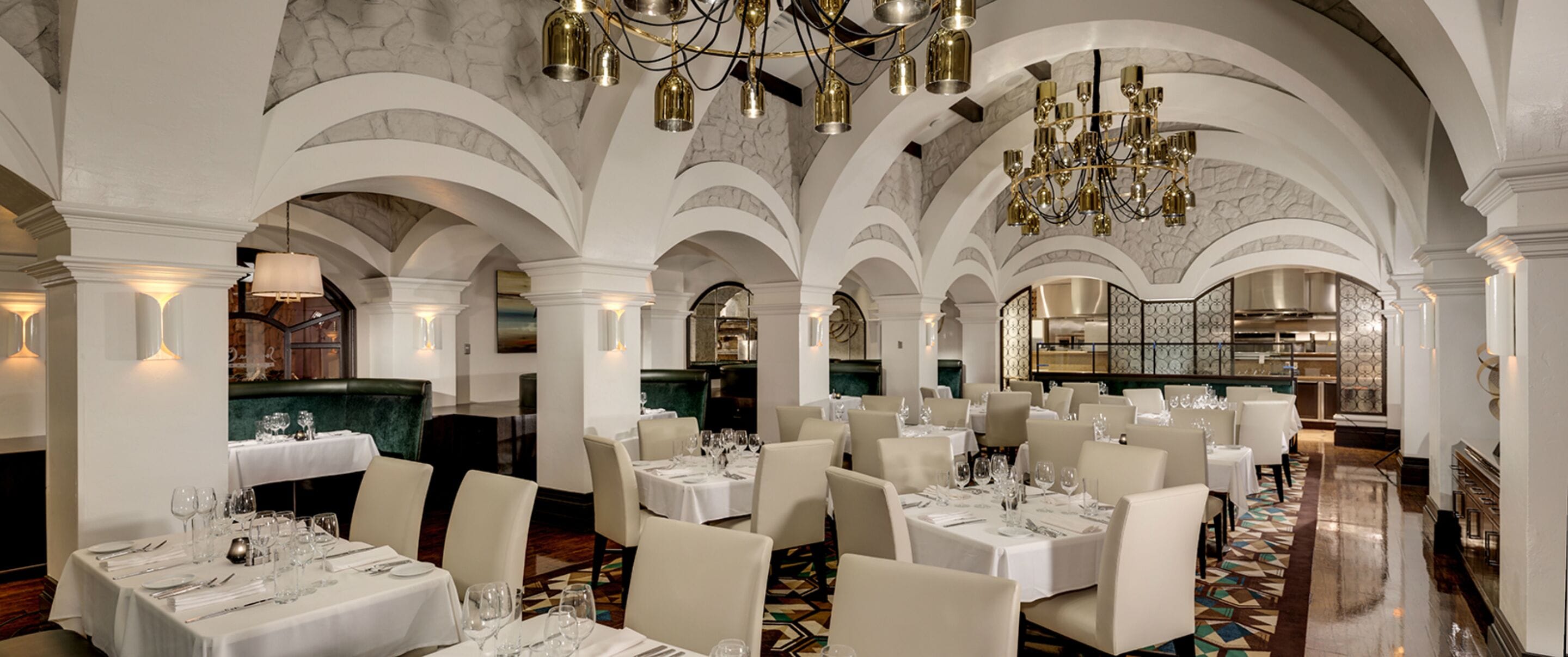 10 restaurants, breakfast, lunch, dinner served; american cuisine