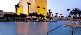 Sunset Station Hotel & Casino