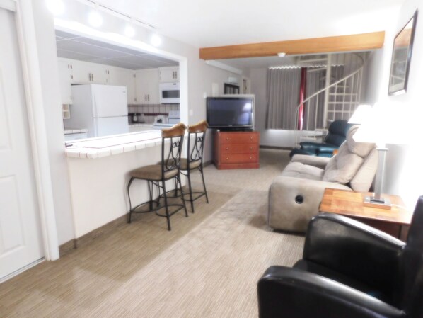 Premium Room, 2 Queen Beds, Kitchen, Annex Building | Premium bedding, desk, iron/ironing board, free WiFi