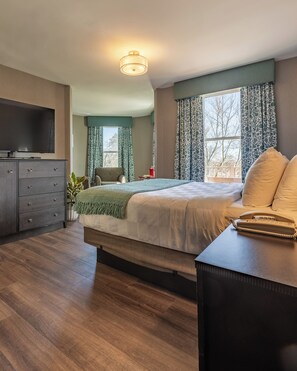 1 bedroom, pillow-top beds, individually furnished, desk