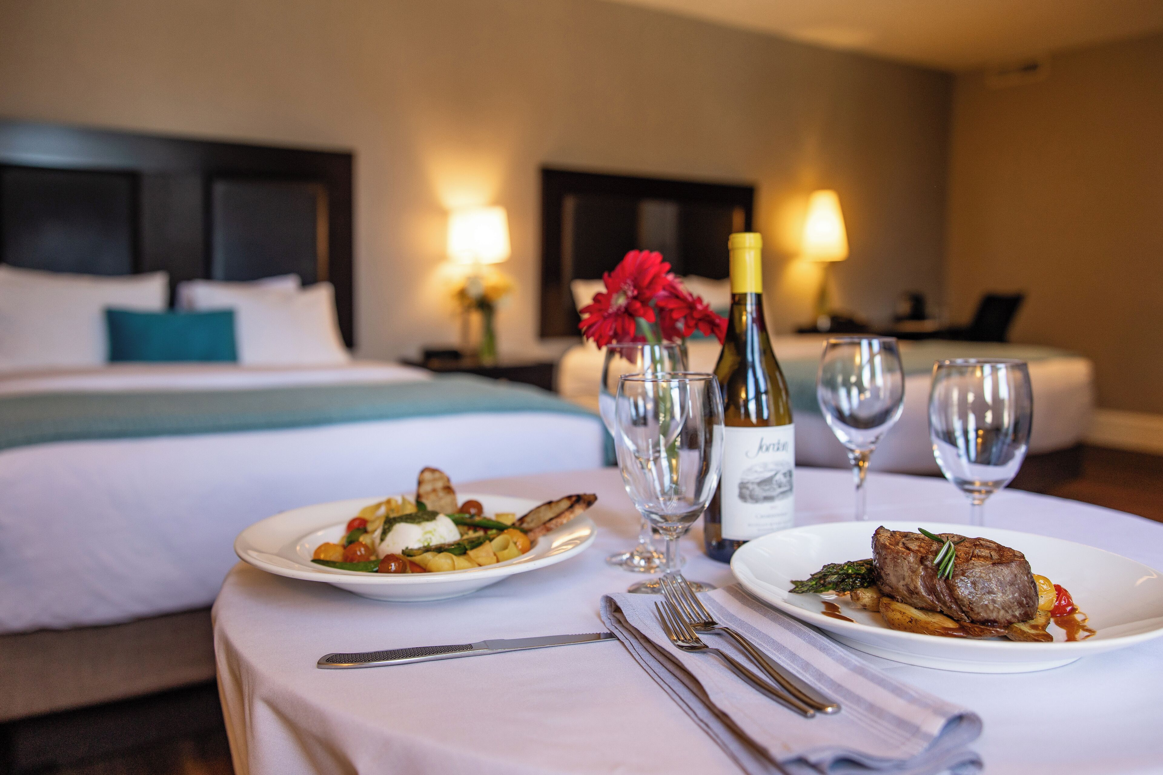 客房服务 - 用餐