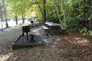 Grill-/Picknickplatz