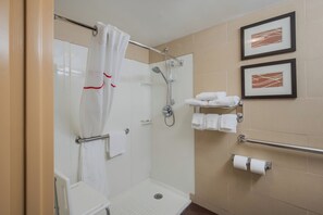 Chambre supérieure, 1 très grand lit, accessible aux personnes à mobilité réduite (Roll-In Shower) | Salle de bain | Articles de toilette (gratuits), séchoir à cheveux, serviettes fournies