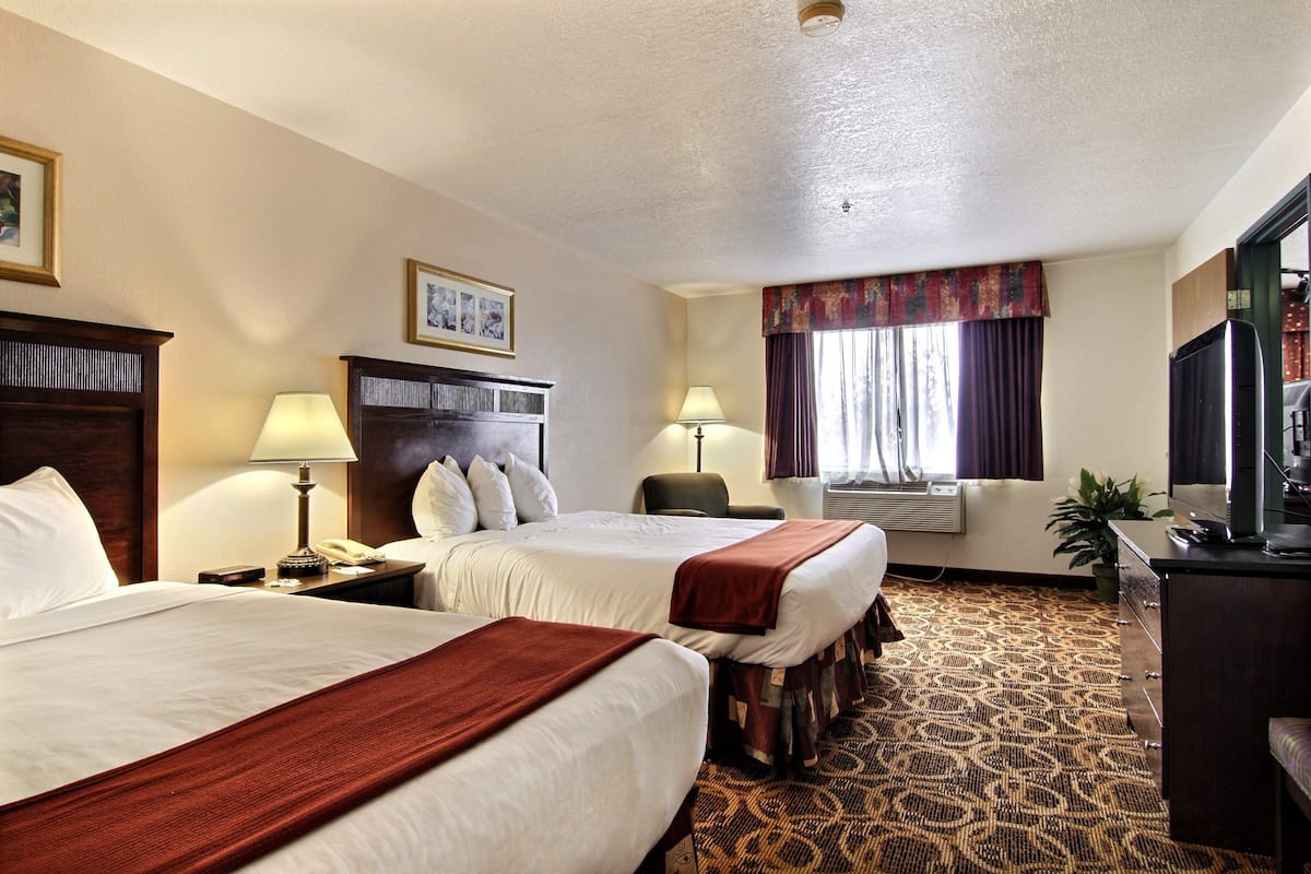 1 bedroom, desk, soundproofing, iron/ironing board