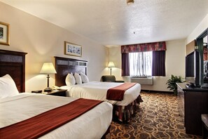 Desk, soundproofing, iron/ironing board, WiFi - Premier Extended Stay Hobbs (Hobbs)