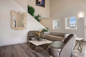 Lobby - SureStay Hotel by Best Western Grants (Grants)