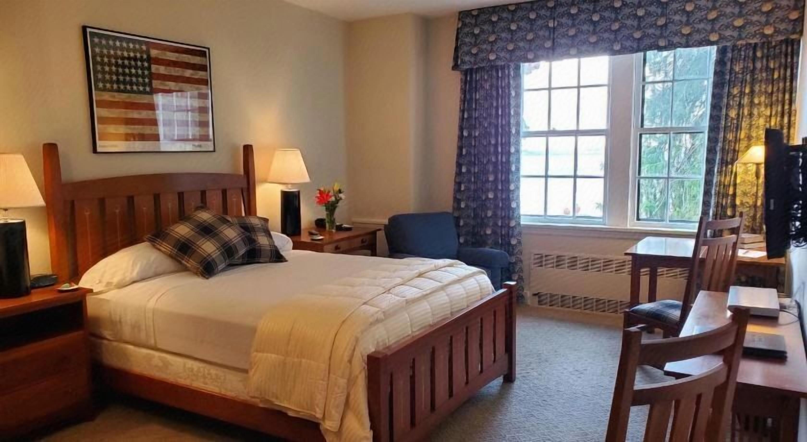 Individually furnished, iron/ironing board, free WiFi, bed sheets