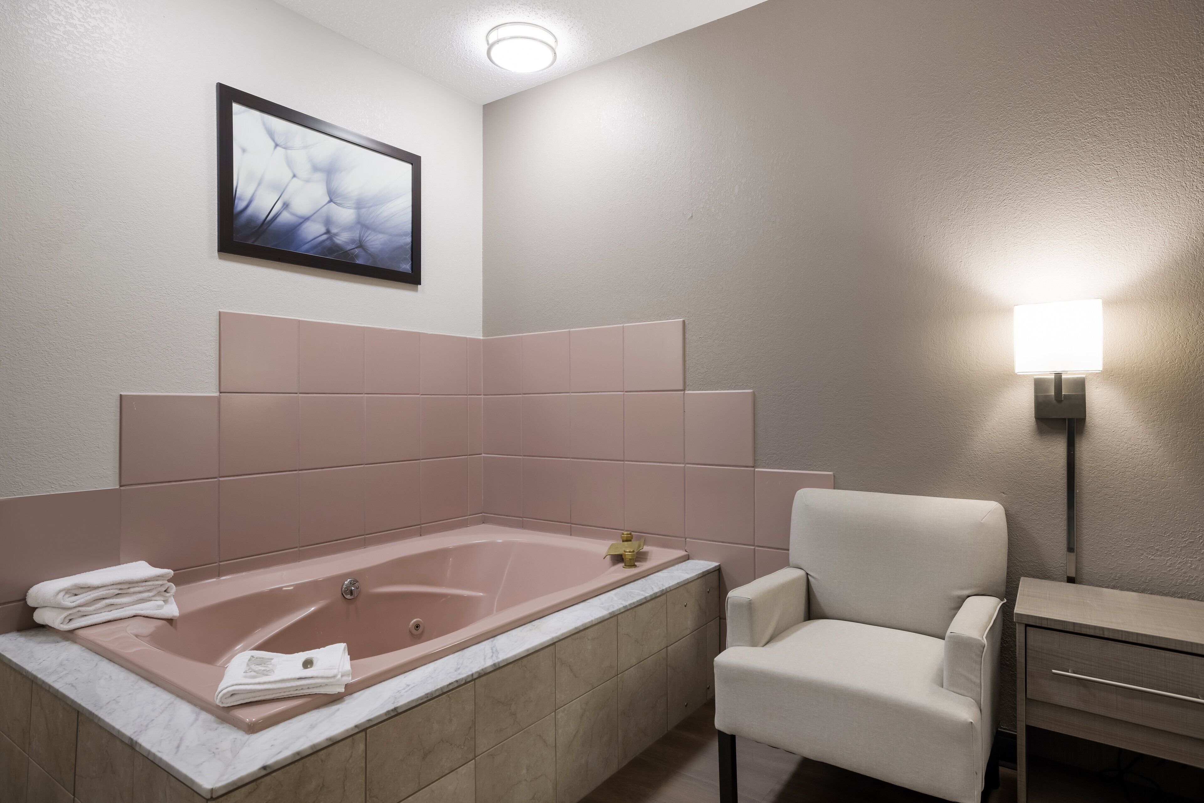 superior room, 1 king bed, non smoking, jetted tub | jetted bathtub