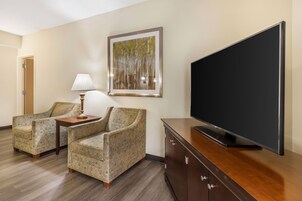 Blackout drapes, iron/ironing board, free WiFi, bed sheets