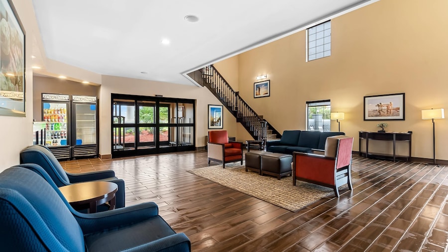 Comfort Suites near Camp Lejeune